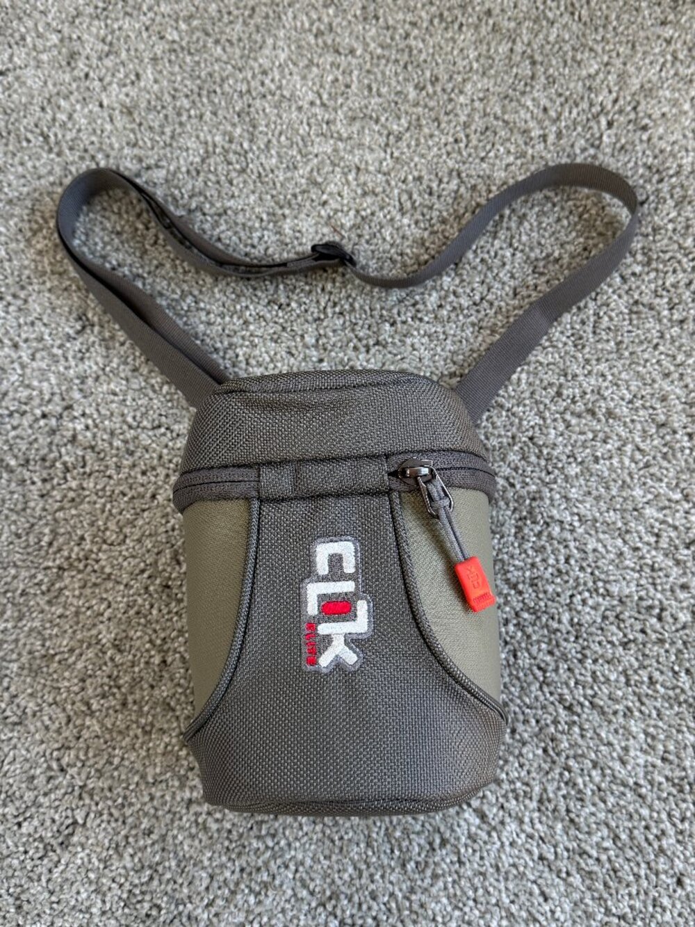 CLIK ELITE Small Padded Lens Pouch w/ shoulder strap, olive/gray, zipper closure